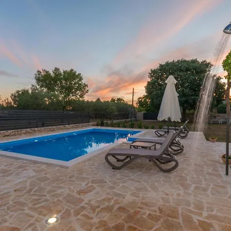 Villa Ka Near Np Krka Waterfalls