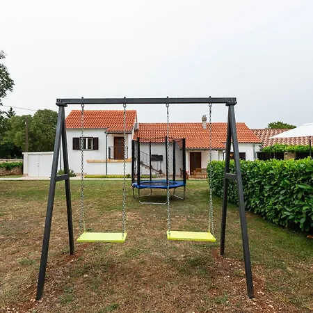 Ka Near Np Krka Waterfalls * Oklaj