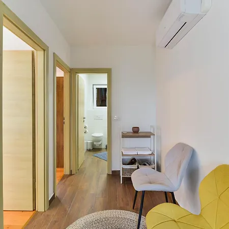 Ka Near Np Krka Waterfalls Villa