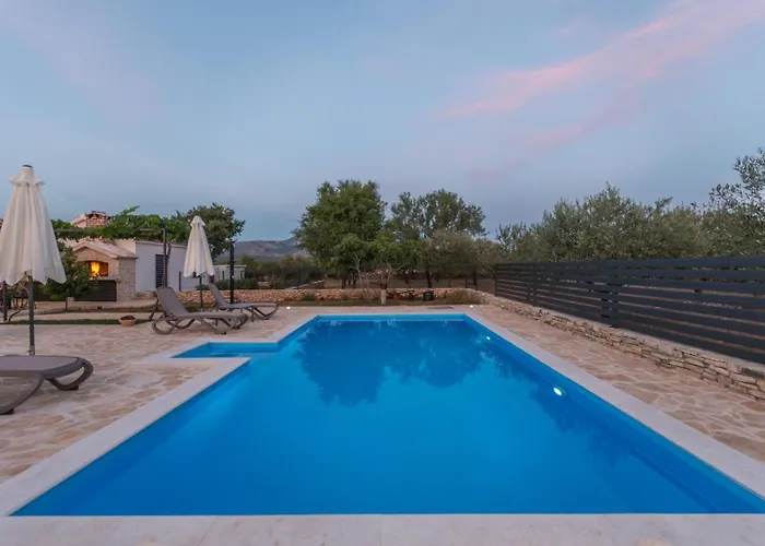 Villa Ka Near Np Krka Waterfalls