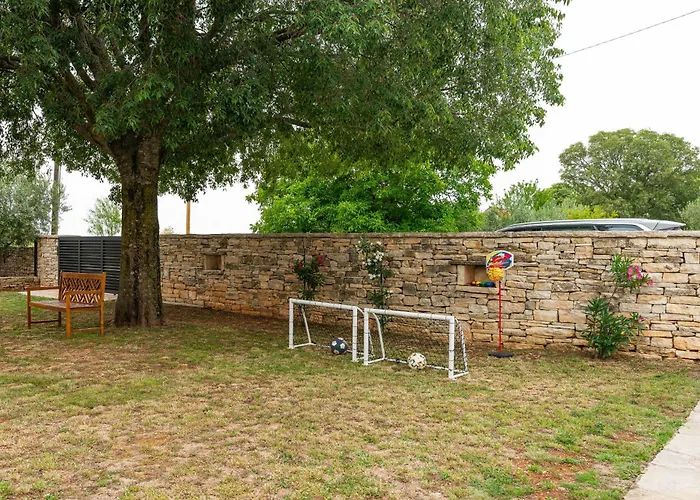 Ka Near Np Krka Waterfalls