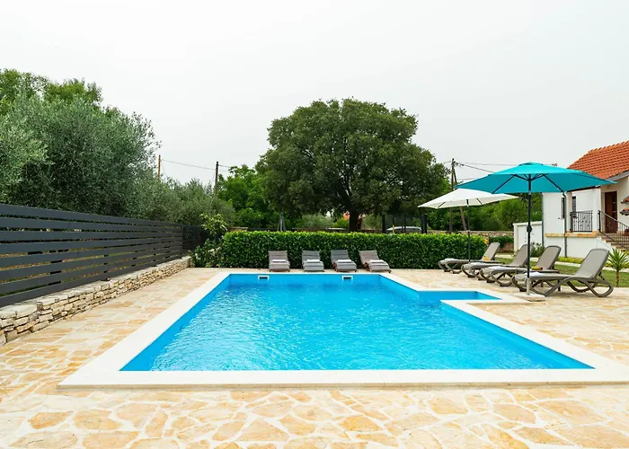 Ka Near Np Krka Waterfalls Villa *