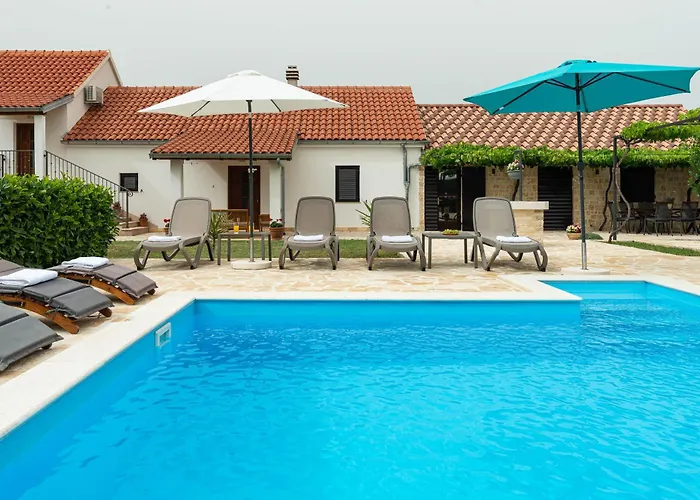 Ka Near Np Krka Waterfalls *