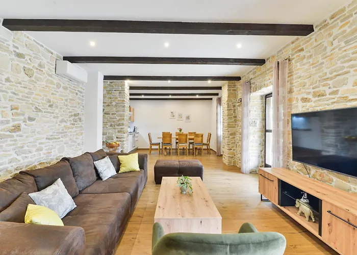 Ka Near Np Krka Waterfalls