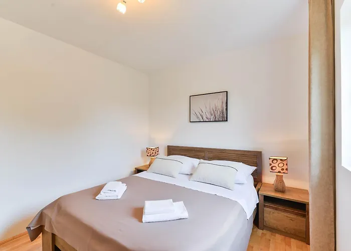 Ka Near Np Krka Waterfalls Villa *