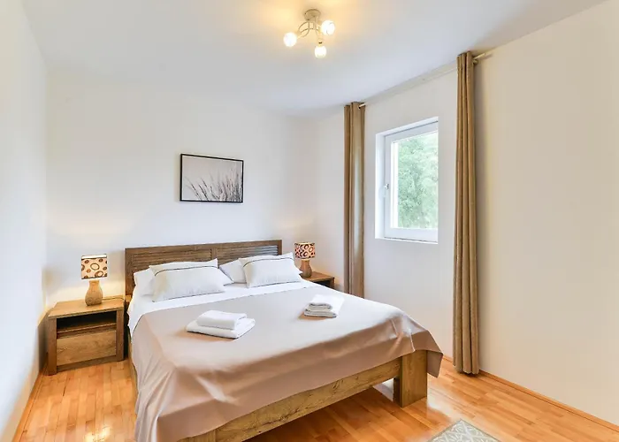 Ka Near Np Krka Waterfalls Villa *