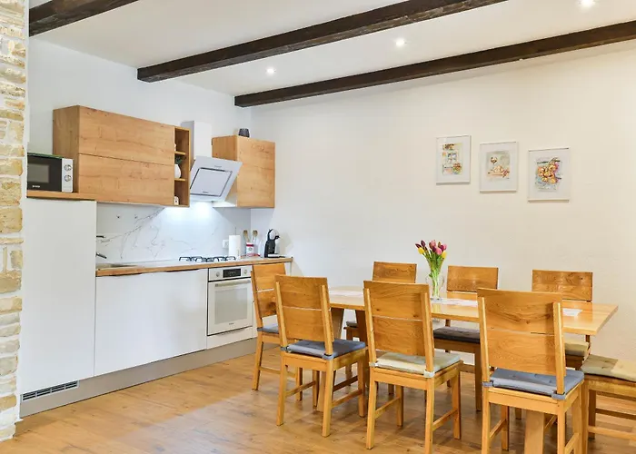 Ka Near Np Krka Waterfalls *