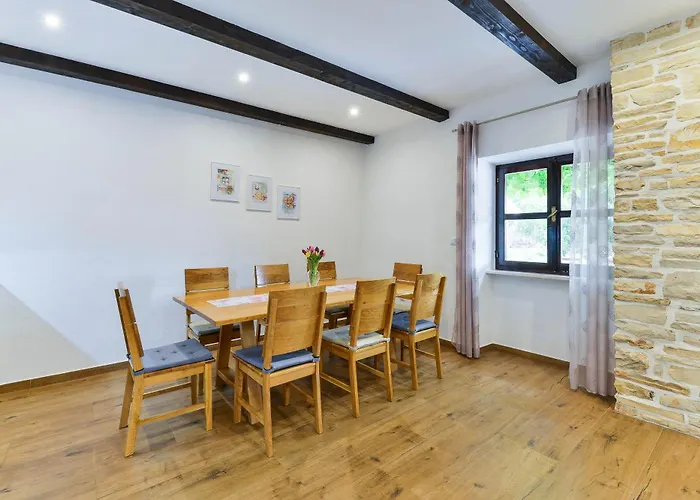 Ka Near Np Krka Waterfalls Villa Oklaj